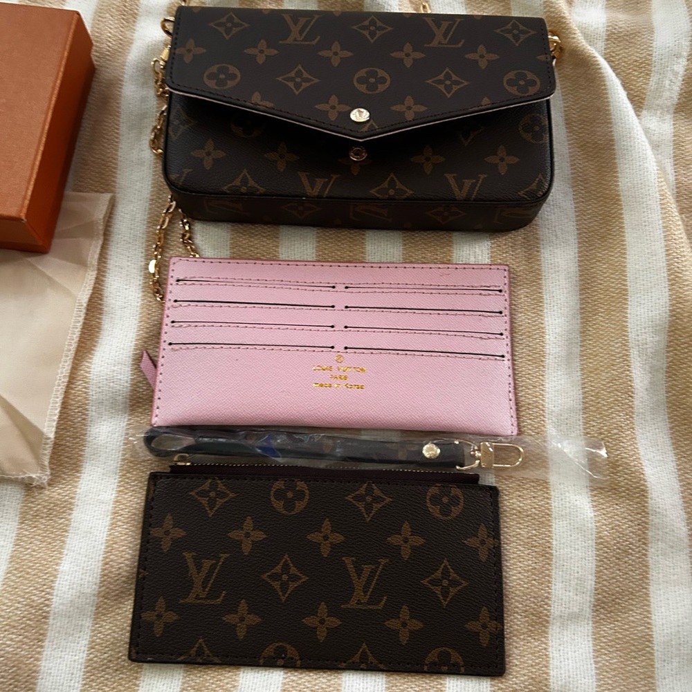 Brown Monogram Bag - Picture 9 of 13